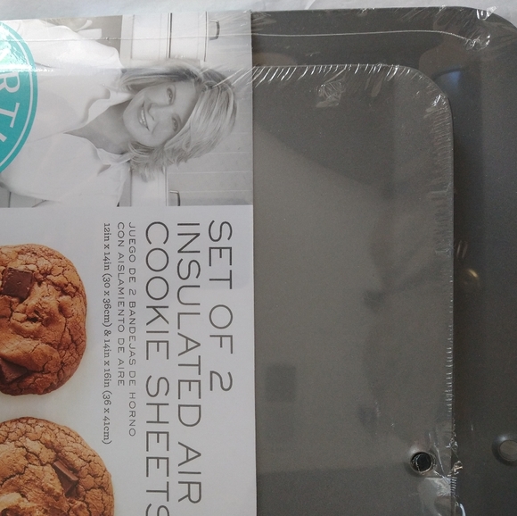 Martha Stewart Collection 2-Pc. Insulated Air Cook - Picture 2 of 3